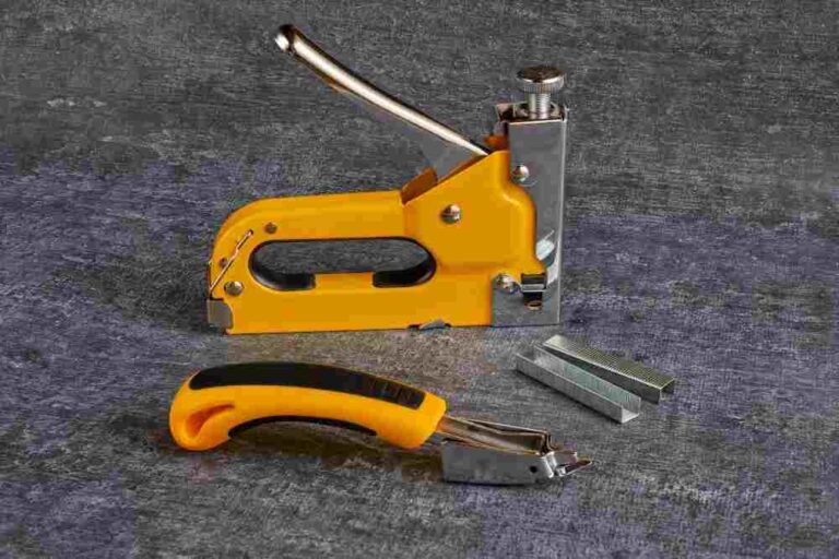 How To Use A Staple Gun Properly